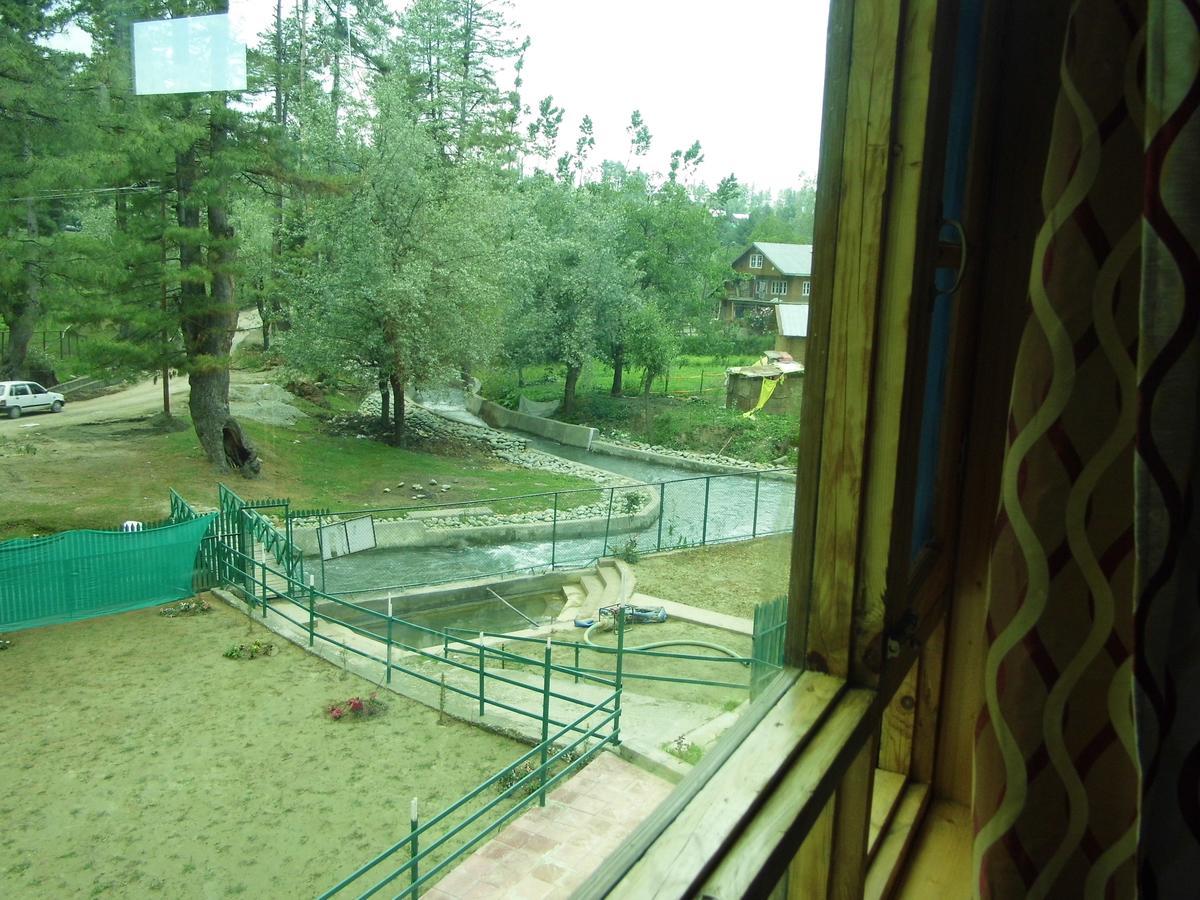 Hotel Gulmarg House Exterior foto